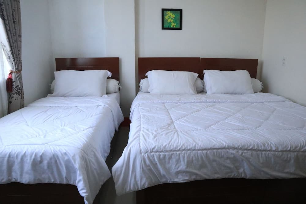 MY Rooms POMA Hotel Stay n Dine