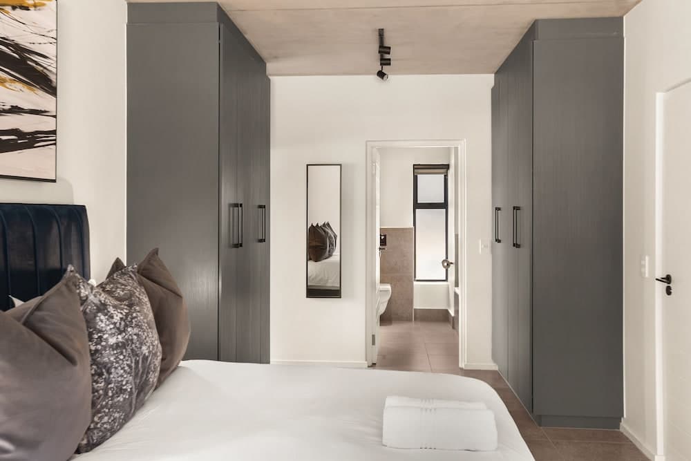 Hyde Park House Apartments