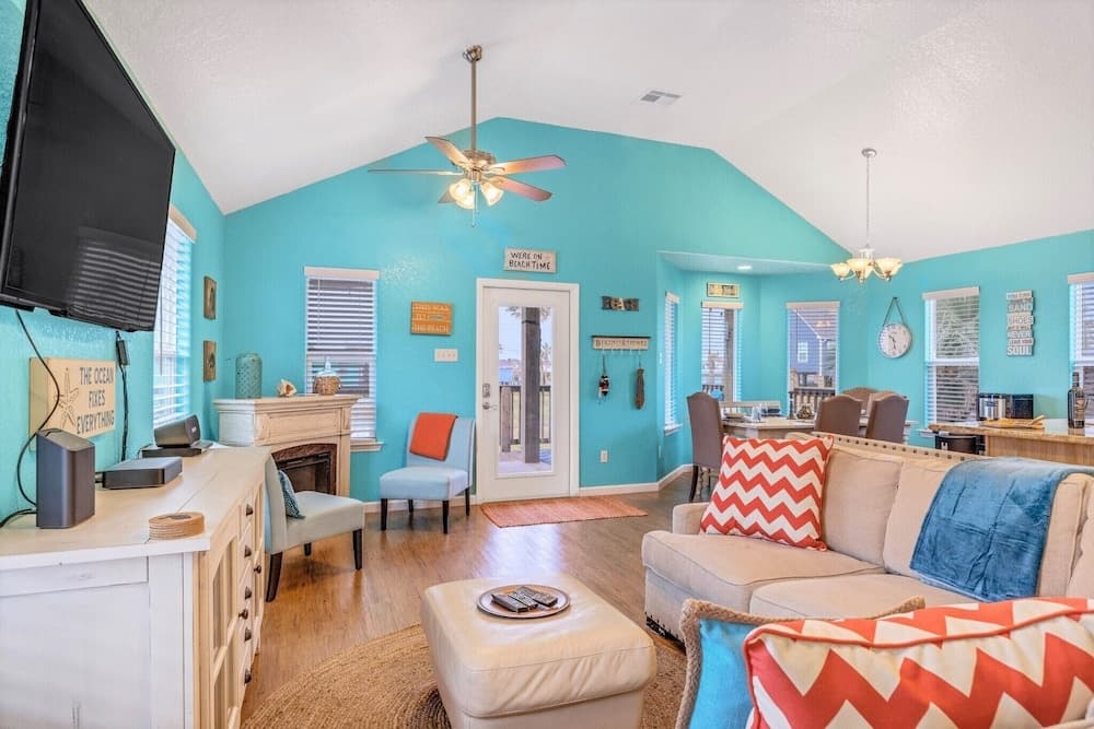 Stunning Beach House With Firepit&grill