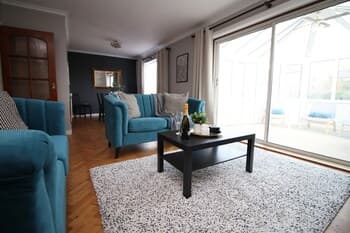 Becky's Bungalow by Tŷ SA - NEW Sleeps 8