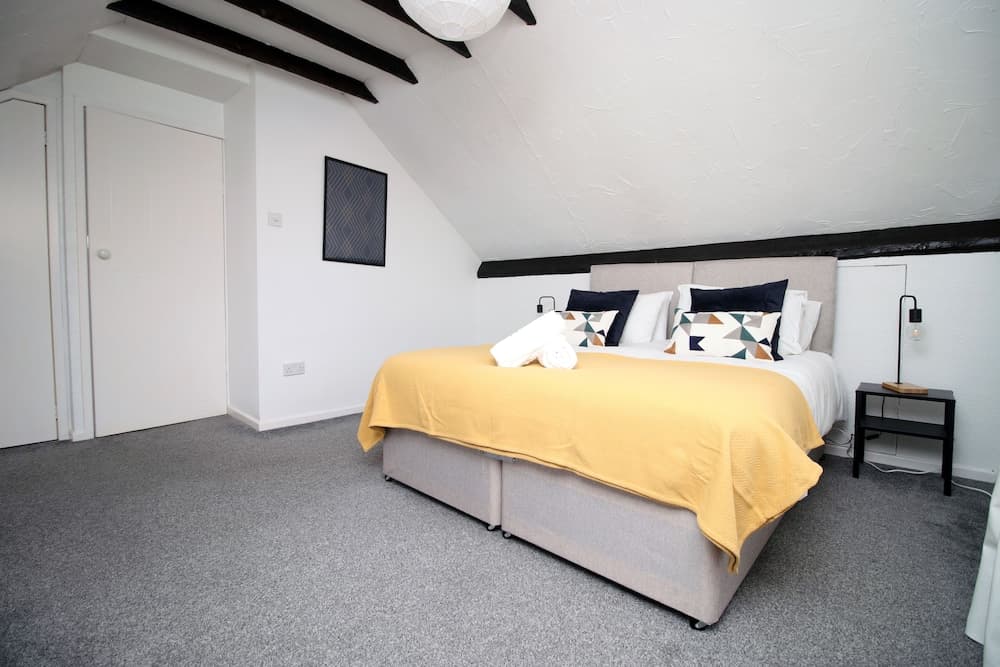 Becky's Bungalow by Tŷ SA - NEW Sleeps 8