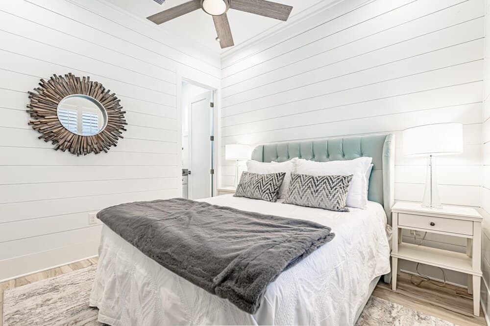 Villa Lago 1966 4BR 4BA