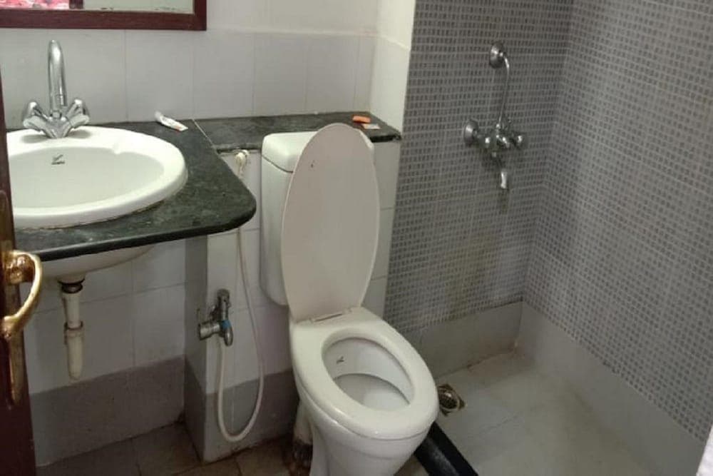 Goroomgo JSB Rooms Patia Bhubneshwar