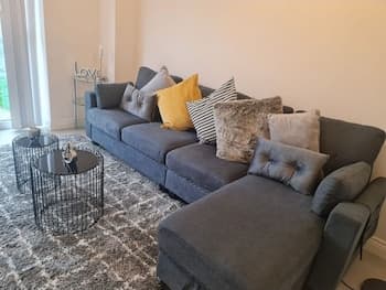 Stunning 3-bed House in Wolverhampton