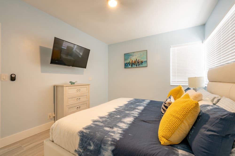 The Surf Hollywood Beach