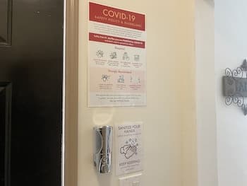 WHOLE Family - Barrette - Hostel