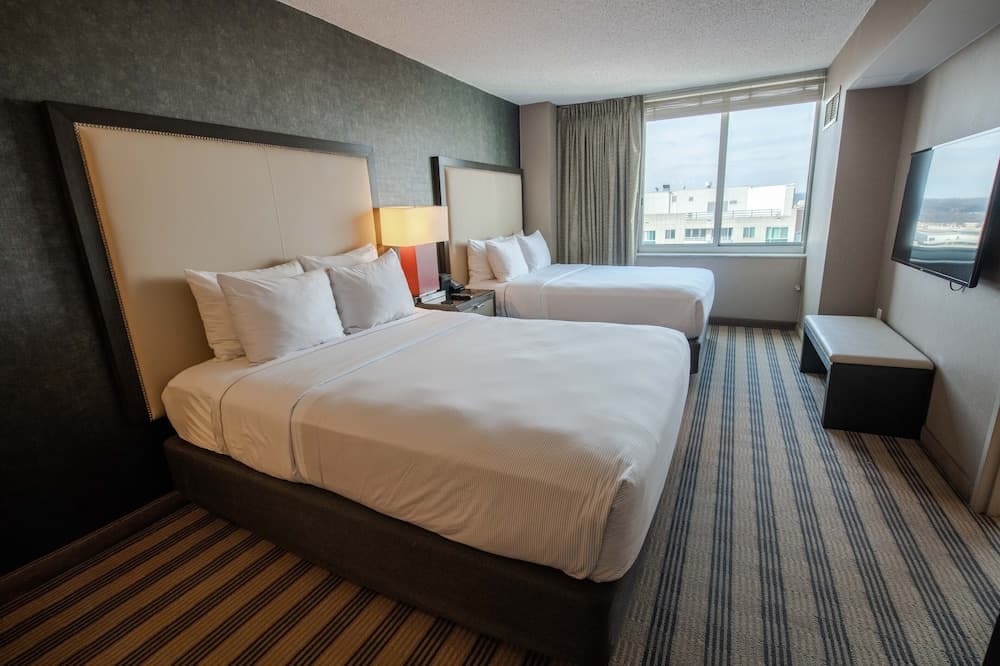 2500 Penn, a Placemakr Experience