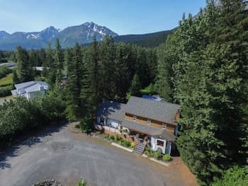 Bell In The Woods B&B