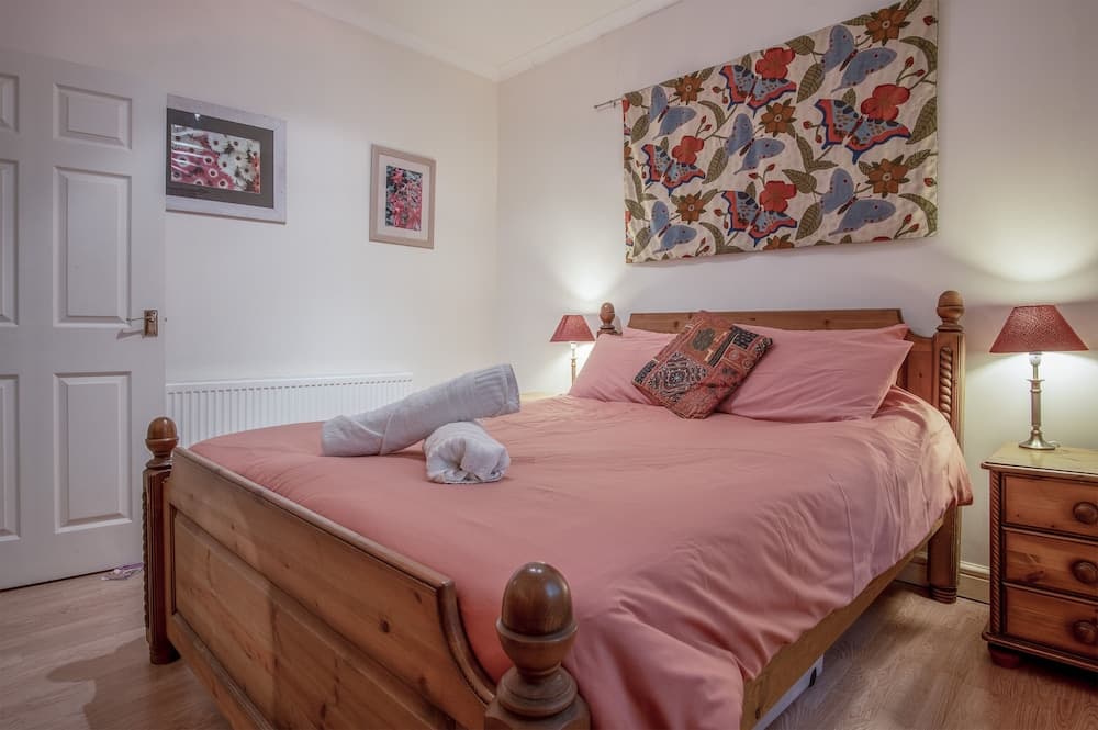 Arcadia - 1 Bedroom Apartment - Tenby