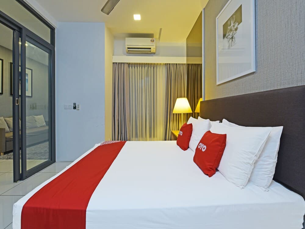 OYO HOME 90452 1 Tebrau Residence Jep