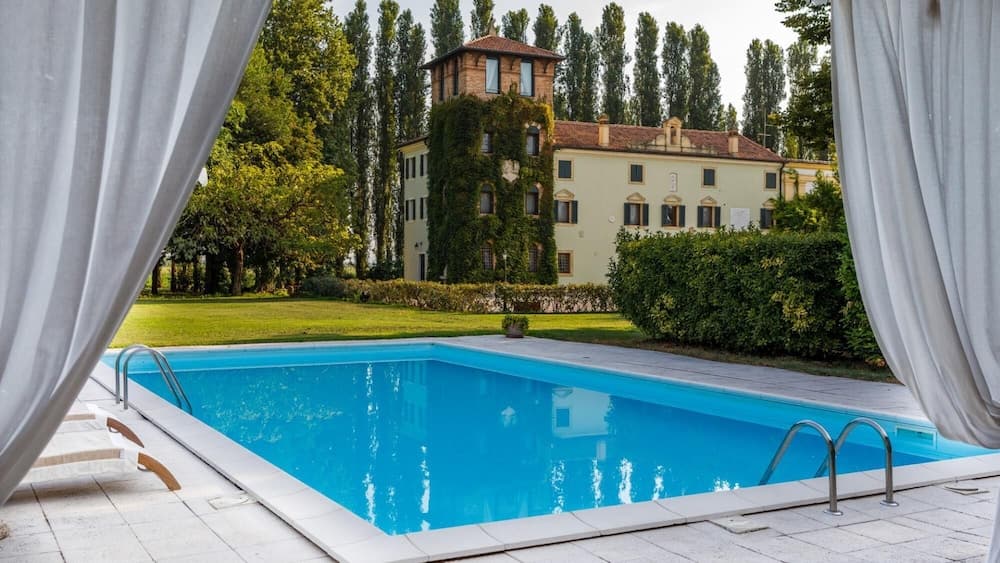 Vr-c943-fond0at - Torre dei Malaspina 6 1