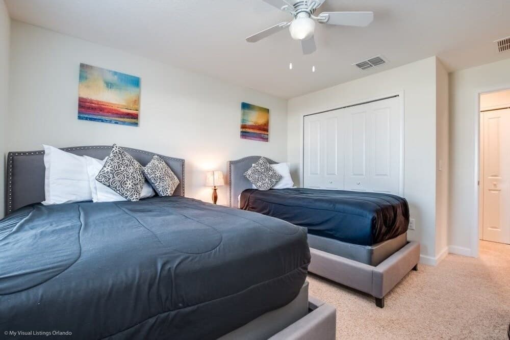 High End Champions Gate Golf Course Resort Com. 4 Bedroom Townhouse by Redawning