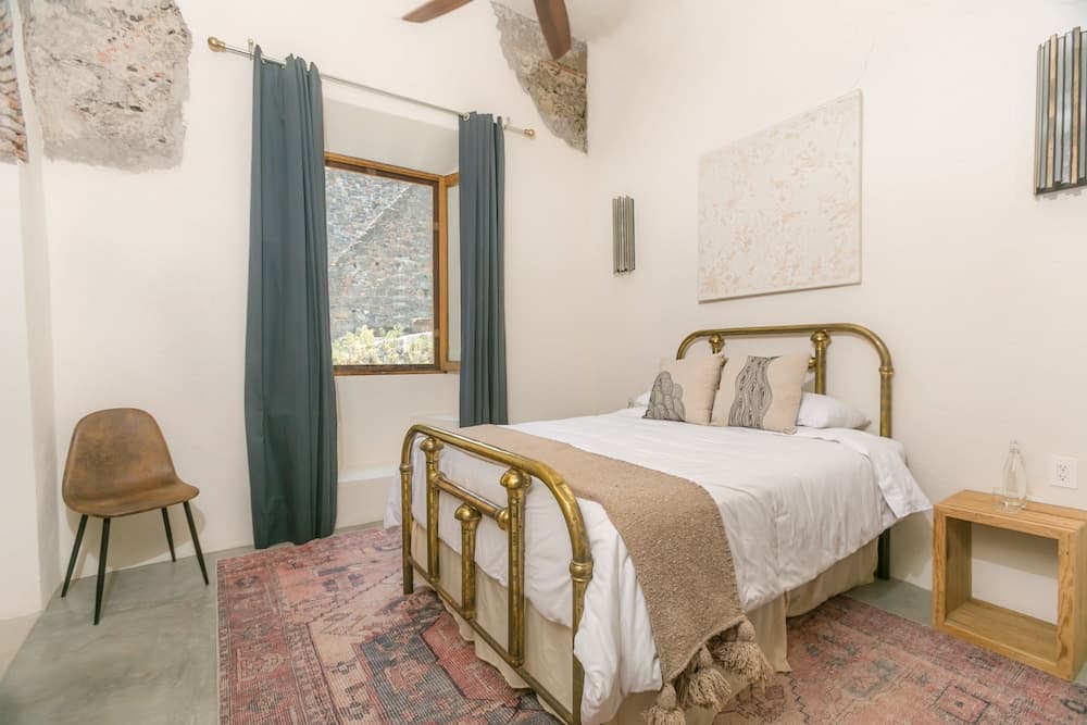 Orchid House San Miguel de Allende