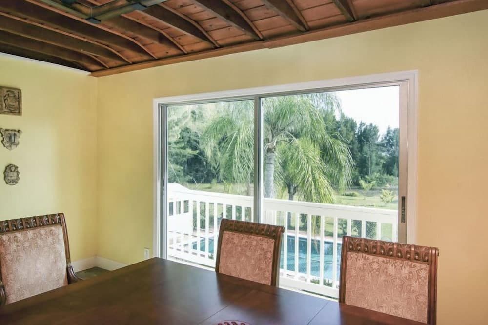 Pine Island Tropical Retreat 2