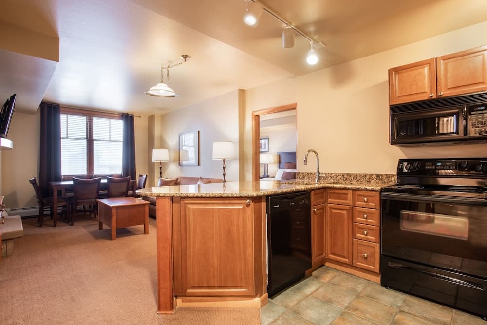 Zephyr Mountain Lodge, Condo | 4th Floor Tucked Into The Woods Ski-In/Ski-Out (Select-Rated Condo 1402)