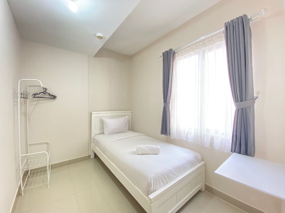 Spacious 2Br Plus Apartment At Sudirman Suites Bandung