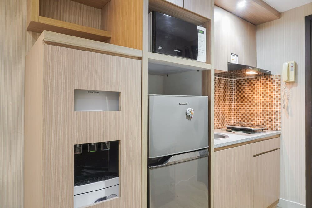 Minimalist Studio Room At Tamansari The Hive Apartment