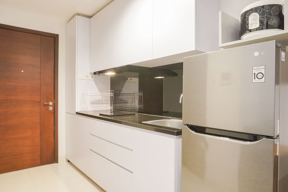 Luxurious 1Br At West Vista Apartment