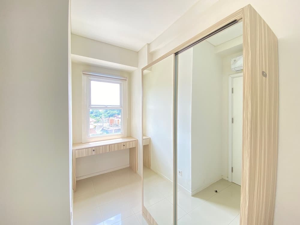 Cozy 2Br Apartment At Parahyangan Residence