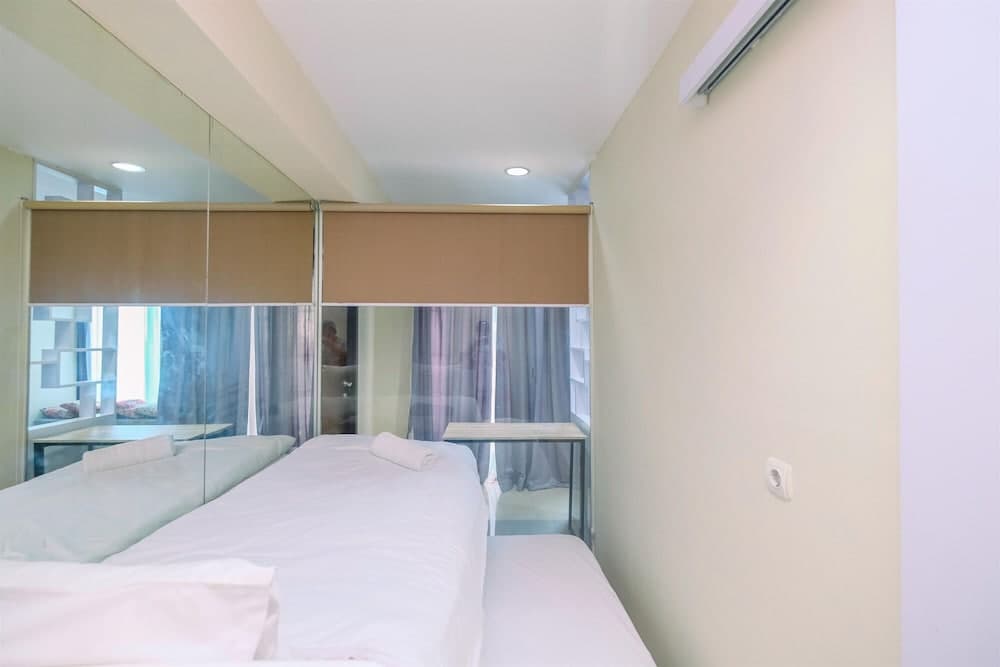 Minimalist And Comfort 2Br At Tamansari The Hive Apartment