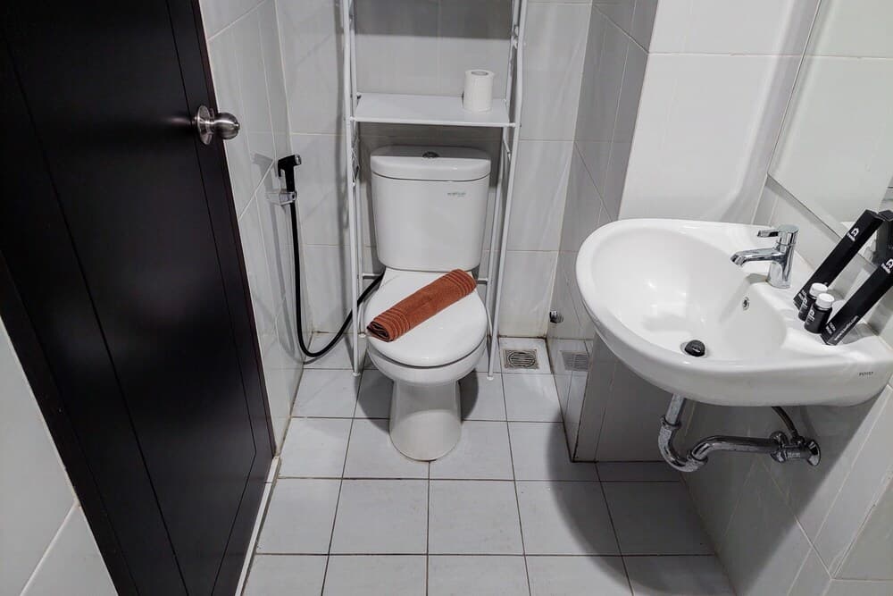 Scenic And Strategic Studio At Casa De Parco Apartment