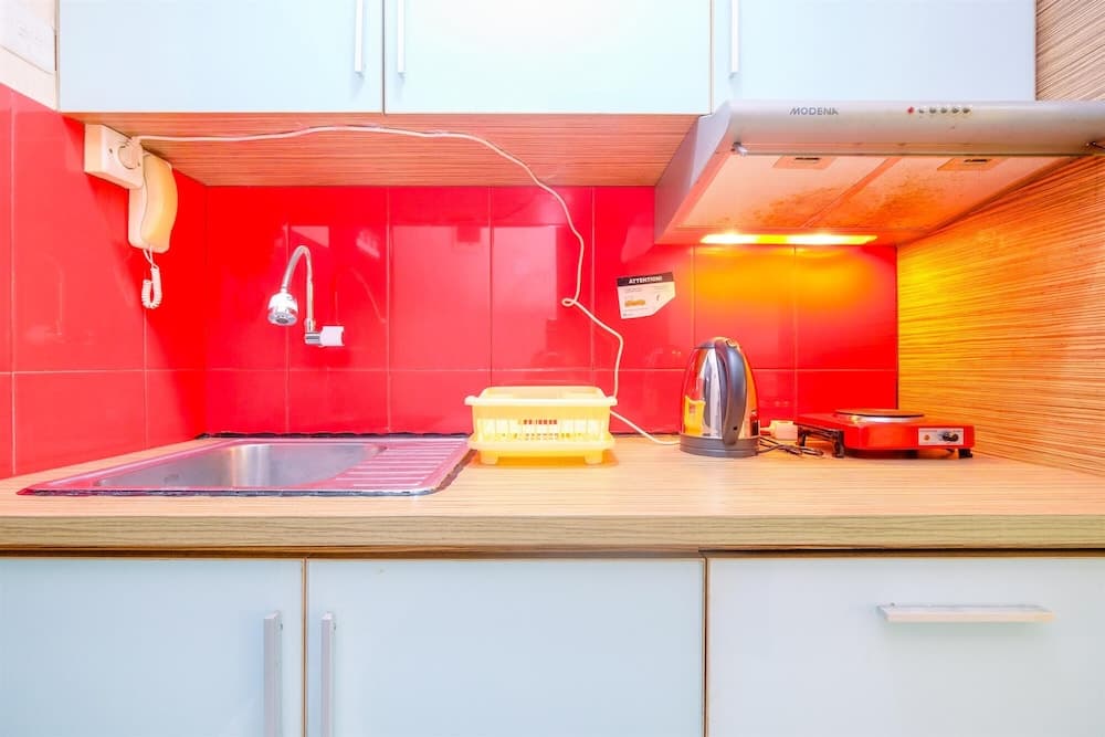 Simple And Comfy Studio Room At Tamansari Sudirman Apartment