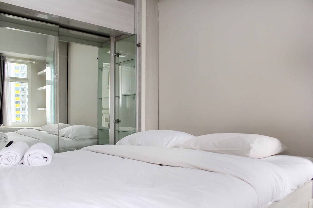 Nice And Cozy Studio Apartment At Springlake Summarecon Bekasi