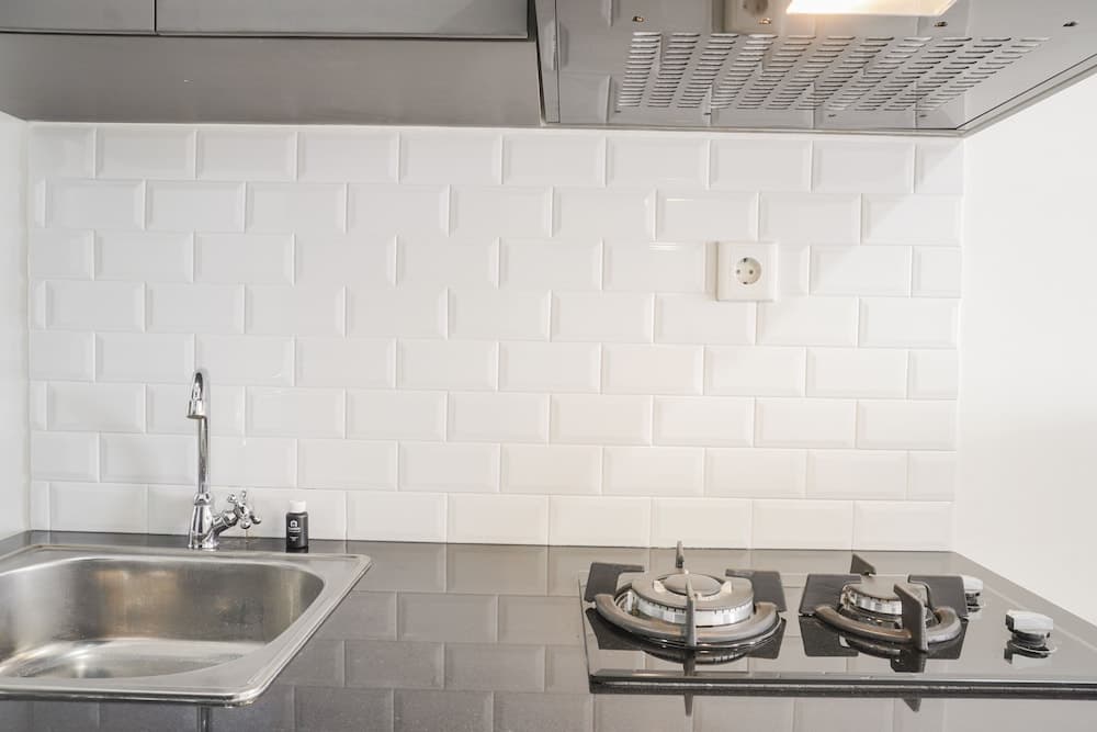 Stunning Studio Apartment At Belmont Residence Puri