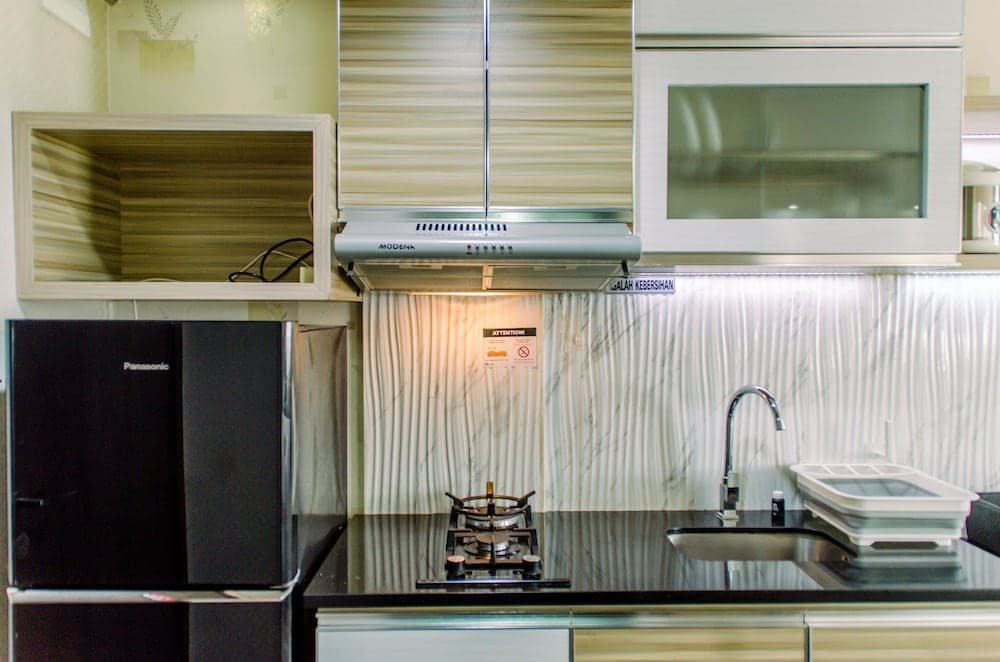 Comfort Living Studio Room At Bintaro Icon Apartment