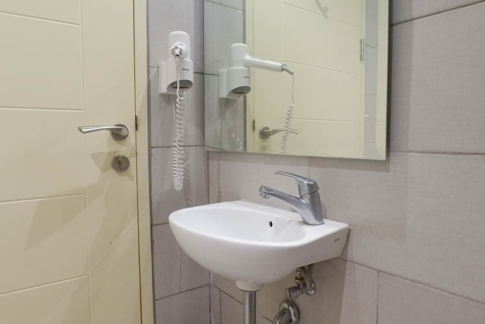 Elegant Modern Luxurious Studio Apartment At Benson Tower Supermall Mansion