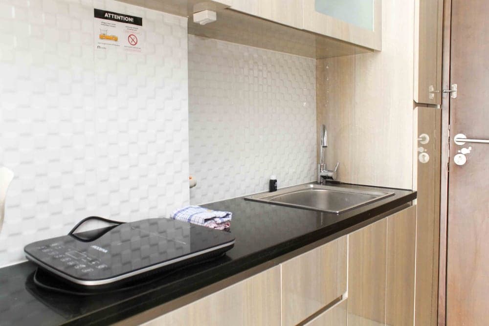 Comfy And Minimalist Studio At Mustika Golf Residence Apartment