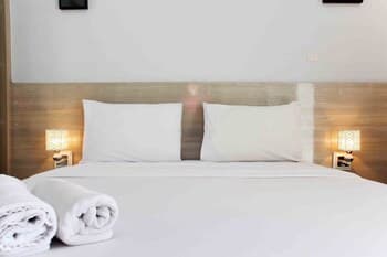 Comfy And Minimalist Studio At Mustika Golf Residence Apartment