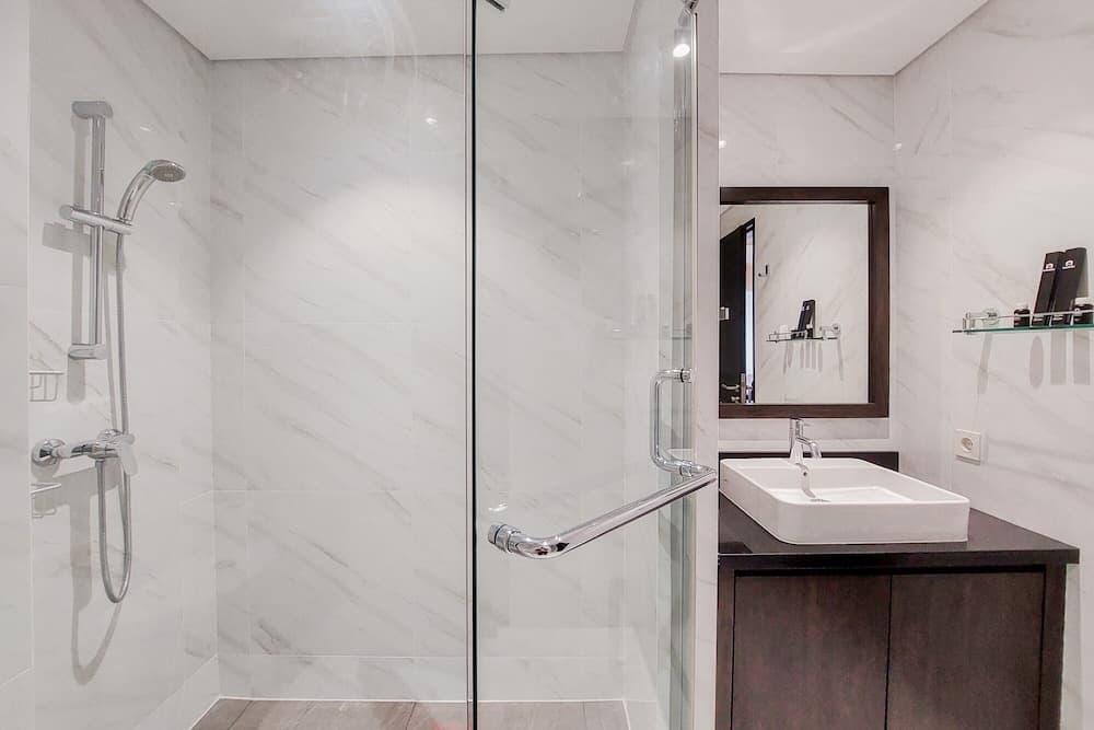 Spacious And Comfy 1Br Apartment At Branz Bsd City