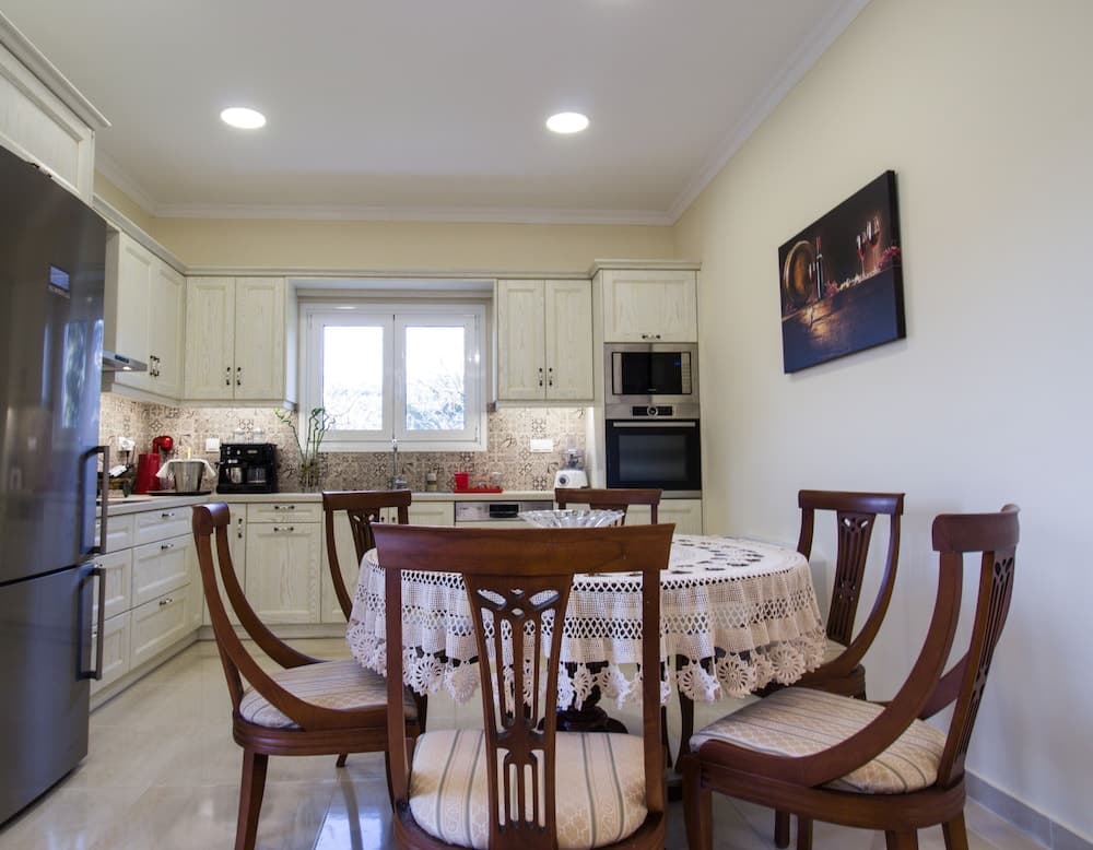 Alegria Holiday Home