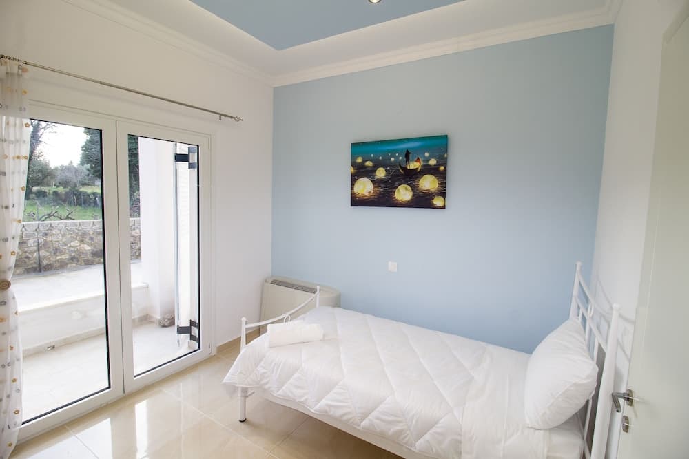 Alegria Holiday Home