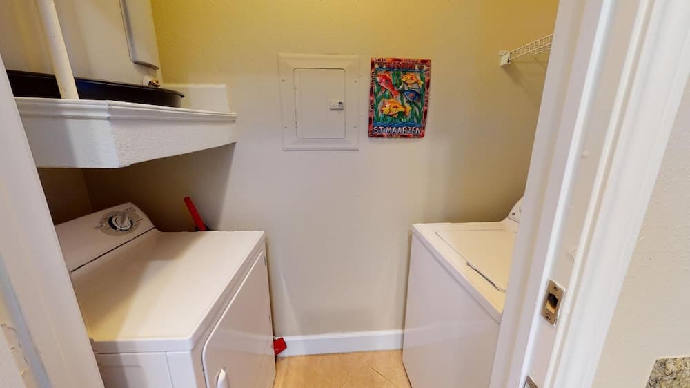 Dawn 823 in Galveston