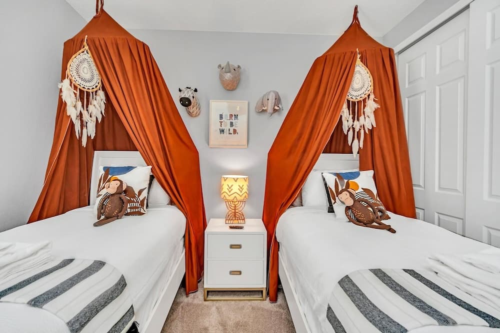 Amazing Game Room, Harry Potter, Mickey & Princess Room. All new Decor! #7sl1621