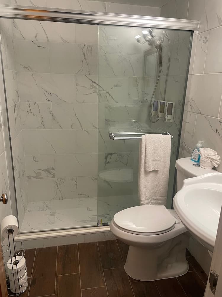 Rolling Pines Golf & Banquet Facility