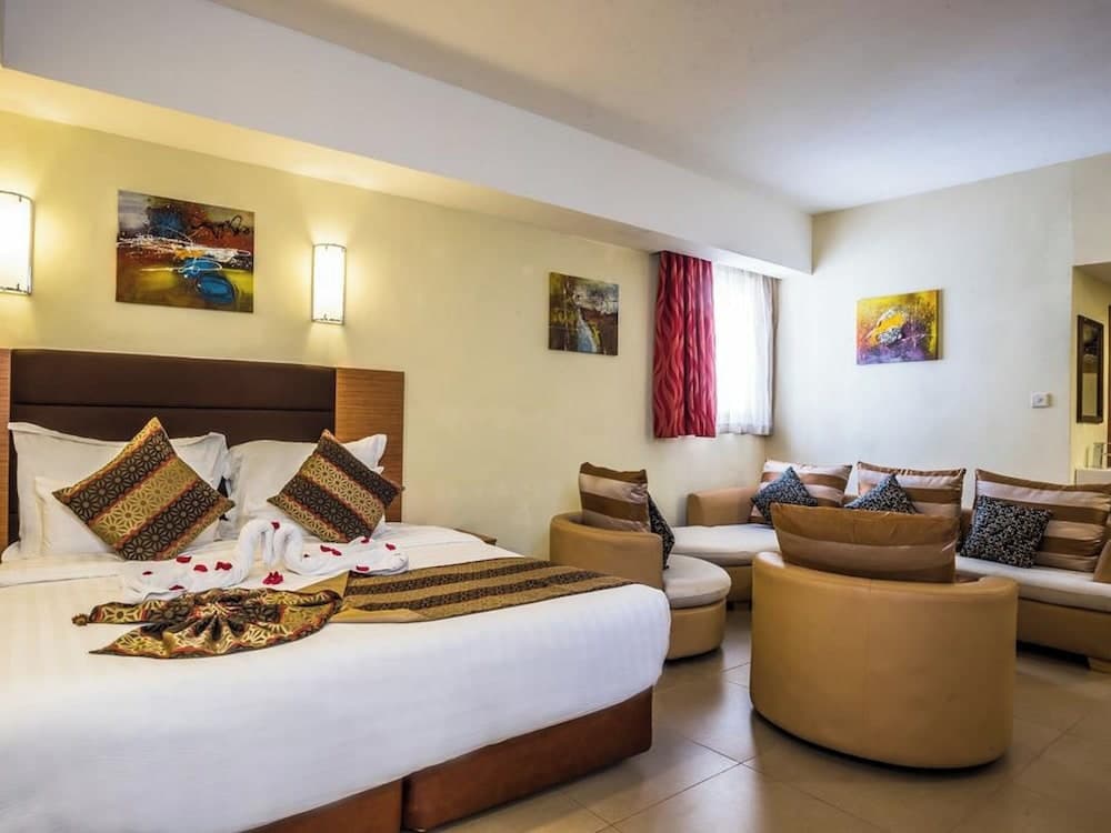 Prideinn Mombasa City 7