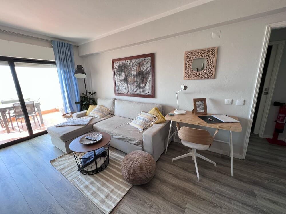 Sunny Ocean View Apartment With Swimming Pool