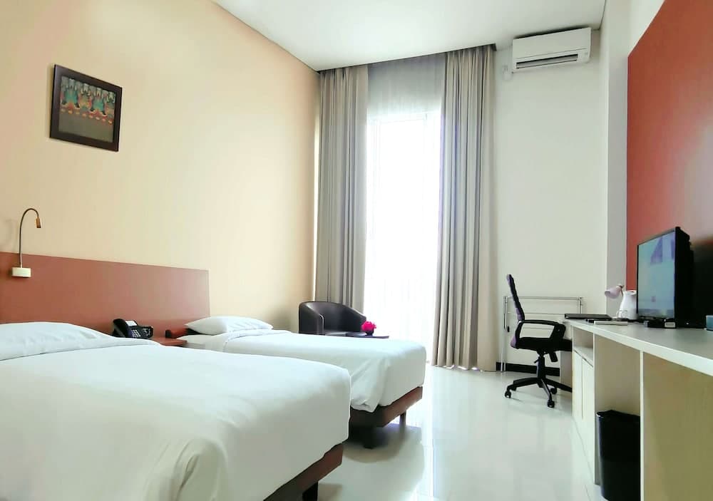 Le Premier Hotel Kota Deltamas