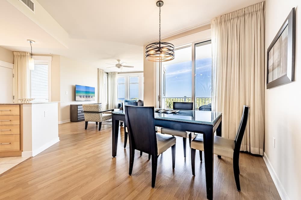 Elation 5612 Flr6 1BR 1BA 4