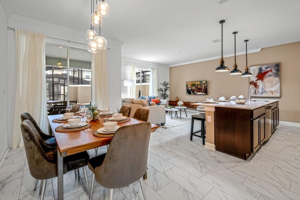 Luxury Townhome With Private Pool Near Disney
