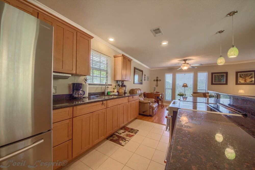 Yellow Rose CL 2459 in Canyon Lake