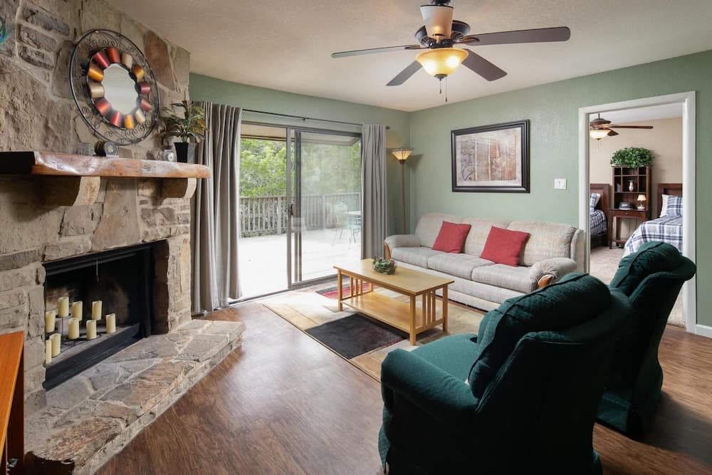 Deer Haven TBM 406 in New Braunfels