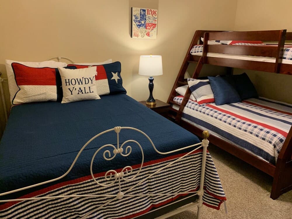 Rivendell RG 208 in Canyon Lake