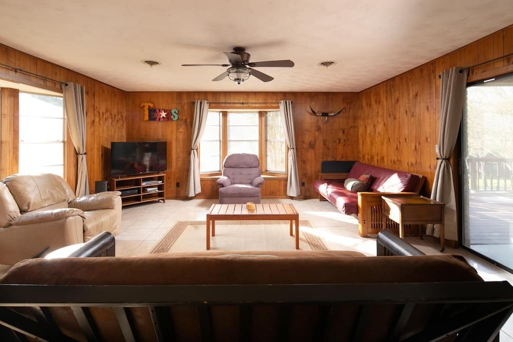 Lazy Southern Getaway