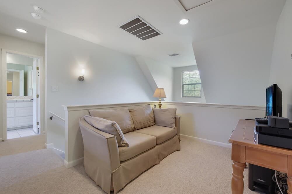 Guadalupe River Rock Retreat RR 9740