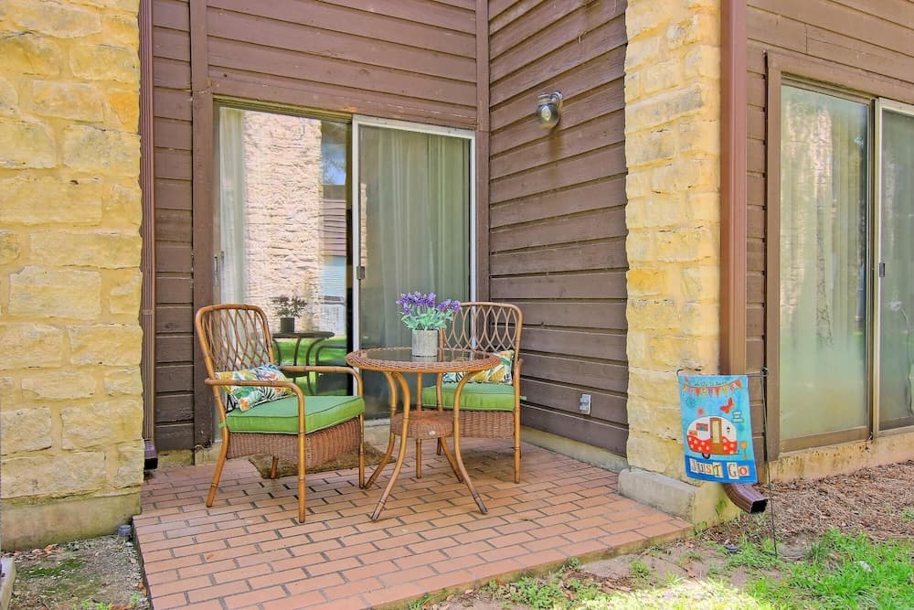 Go With The Flow CW B103