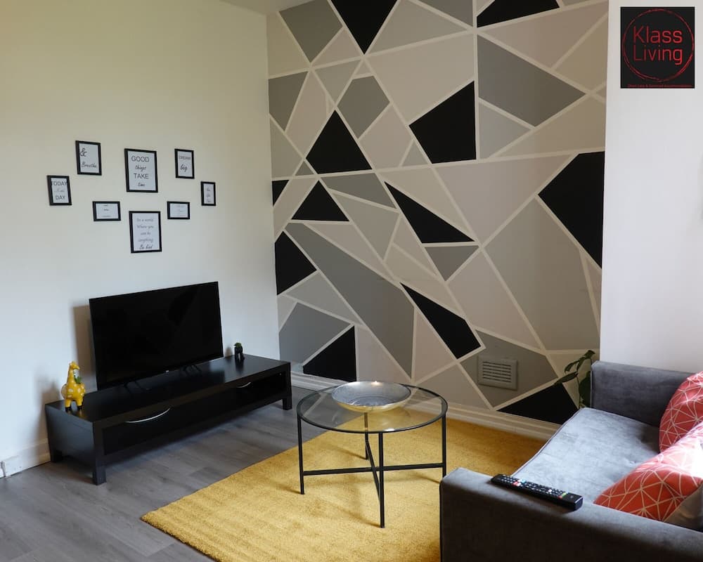 One Bedroom Apartment by Klass Living Serviced Accommodation Bellshill - Mossend Apartment with WIFI and Parking